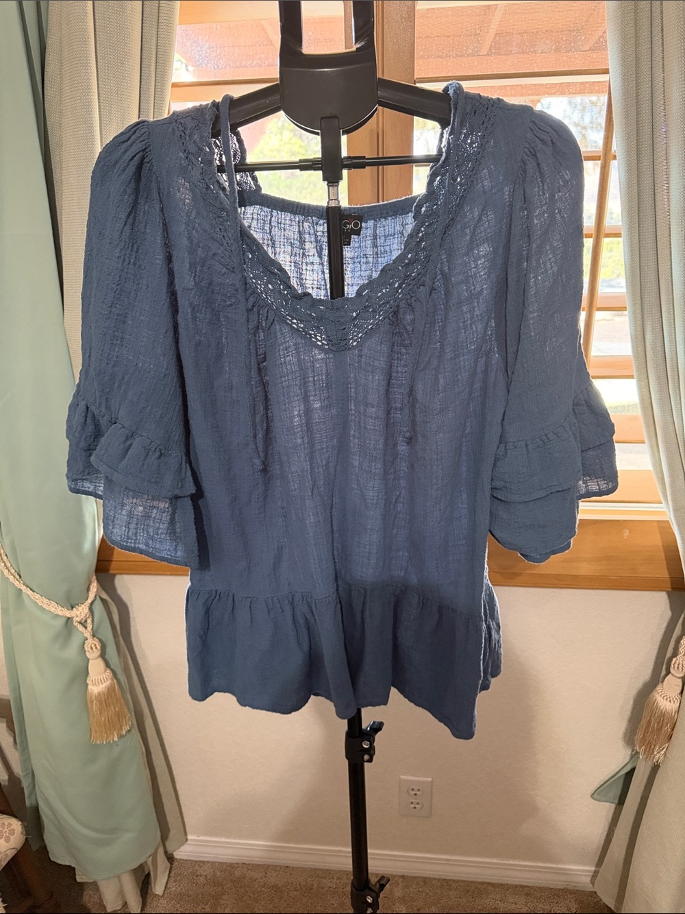 GiGio USA Women's Small Blue Crochet-Trim Top